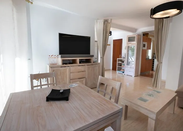 Apartman Marina Bella 1f Menyber Nerja
