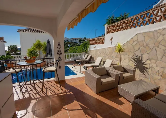 Apartman Marina Bella 1f Menyber Nerja